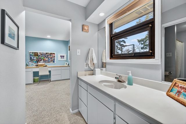 3930 W Fm 120, Denison, TX 75020