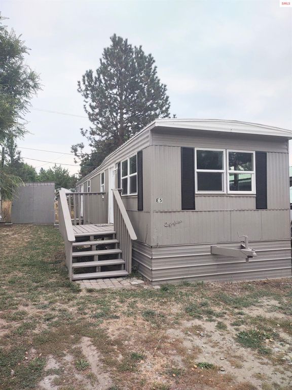 6677 Kaniksu Space E5, Bonners Ferry, ID 83805