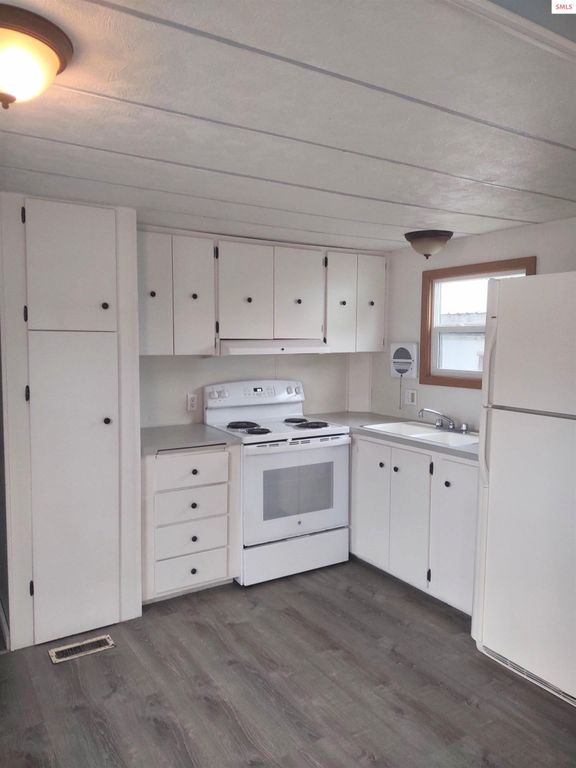 6677 Kaniksu Space E5, Bonners Ferry, ID 83805 photo 3