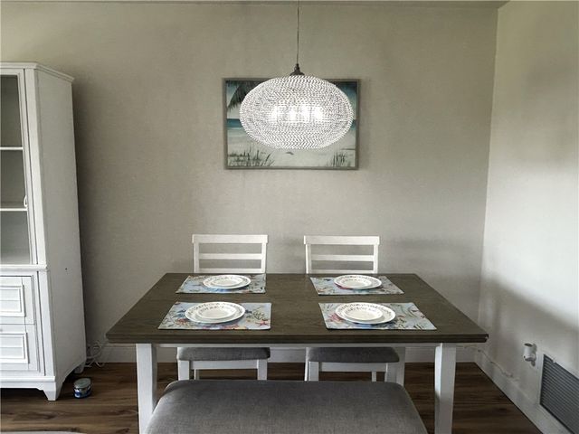 101 Spring Lake Drive 204, Vero Beach, FL 32962