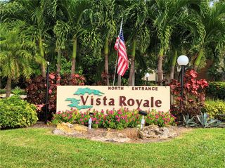 101 Spring Lake Drive 204, Vero Beach, FL 32962
