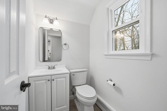 5300 NEVILLE CT, Alexandria, VA 22310