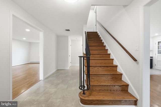 5300 NEVILLE CT, Alexandria, VA 22310