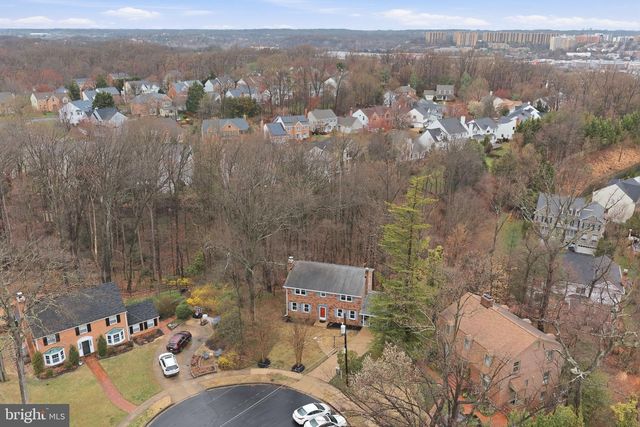 5300 NEVILLE CT, Alexandria, VA 22310