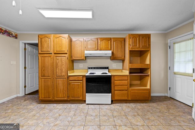 119 Hickory Avenue, Fayetteville, GA 30215
