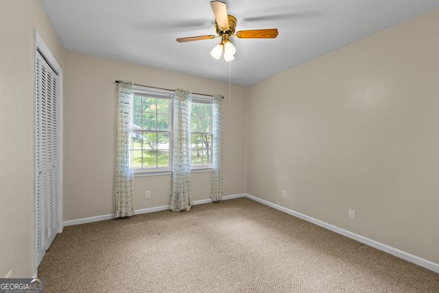119 Hickory Avenue, Fayetteville, GA 30215