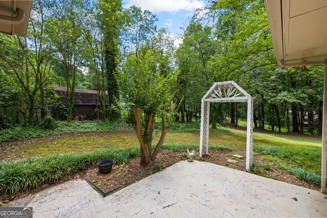 119 Hickory Avenue, Fayetteville, GA 30215