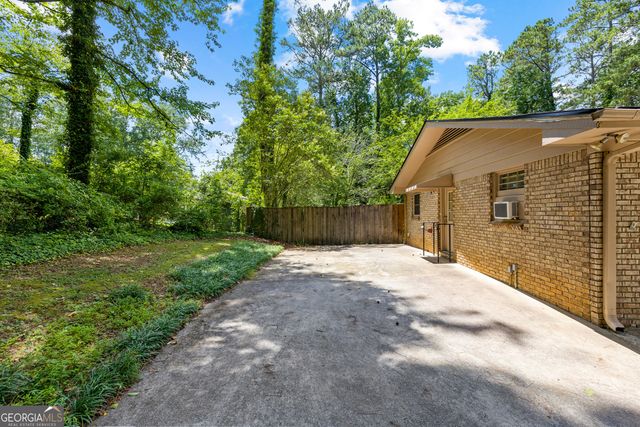 119 Hickory Avenue, Fayetteville, GA 30215
