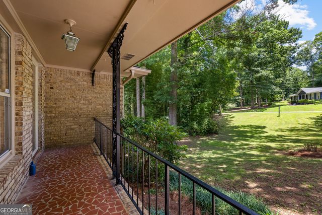119 Hickory Avenue, Fayetteville, GA 30215