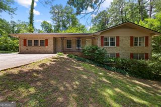 119 Hickory Avenue, Fayetteville, GA 30215
