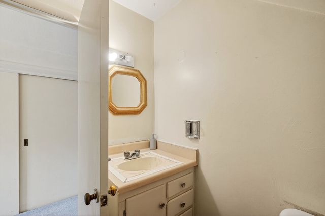 228 Hillside Avenue, West Des Moines, IA 50265