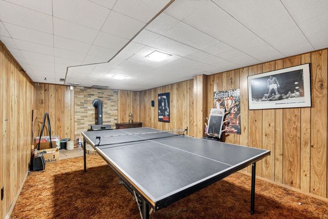 228 Hillside Avenue, West Des Moines, IA 50265