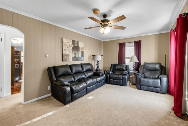 228 Hillside Avenue, West Des Moines, IA 50265
