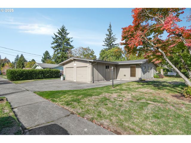 16125 Se LINCOLN St, Portland, OR 97233