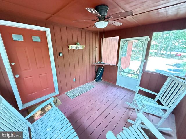 6414 DECKER, Bushkill, PA 18324