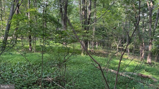 6414 DECKER, Bushkill, PA 18324