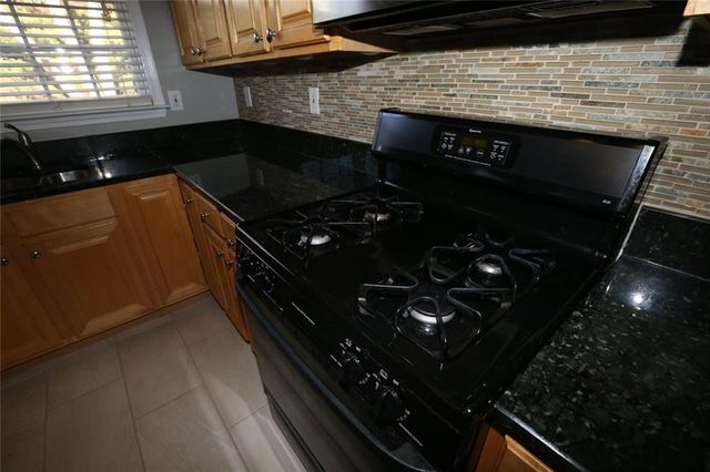 329 Coddington Court, Suwanee, GA 30024