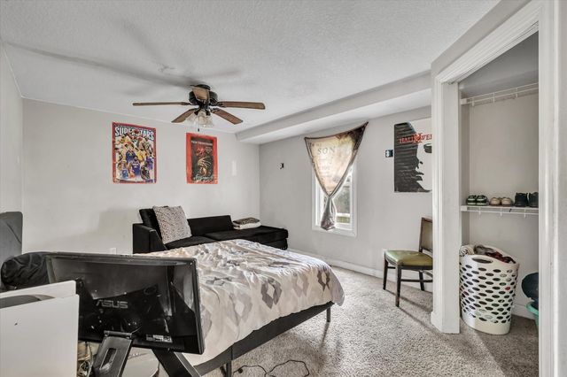 631 2nd Street, Buffalo, IA 52728