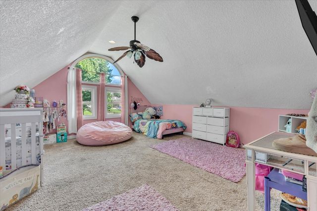 631 2nd Street, Buffalo, IA 52728