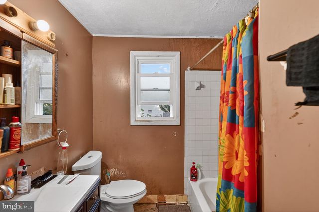 1310 ALBERTA DR, District Heights, MD 20747