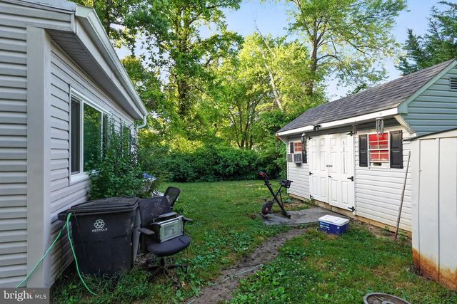1310 ALBERTA DR, District Heights, MD 20747
