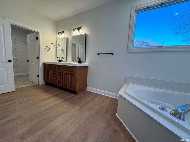 4335 Creek Drive, Springfield, IL 62711