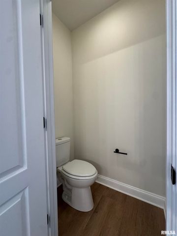 4335 Creek Drive, Springfield, IL 62711