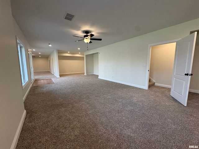 4335 Creek Drive, Springfield, IL 62711