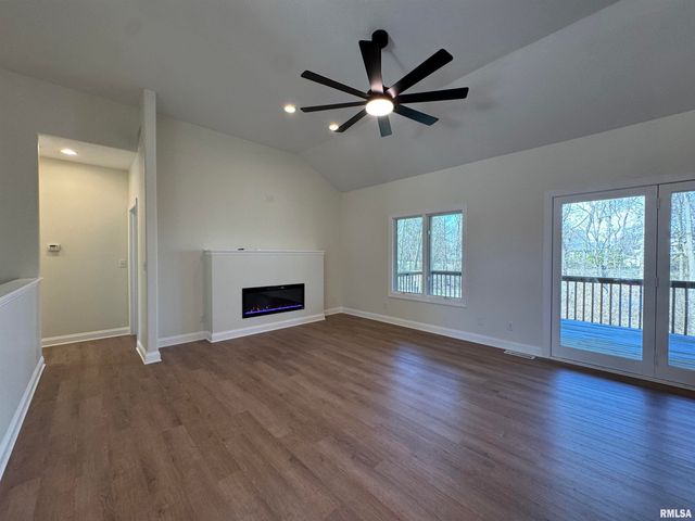 4335 Creek Drive, Springfield, IL 62711