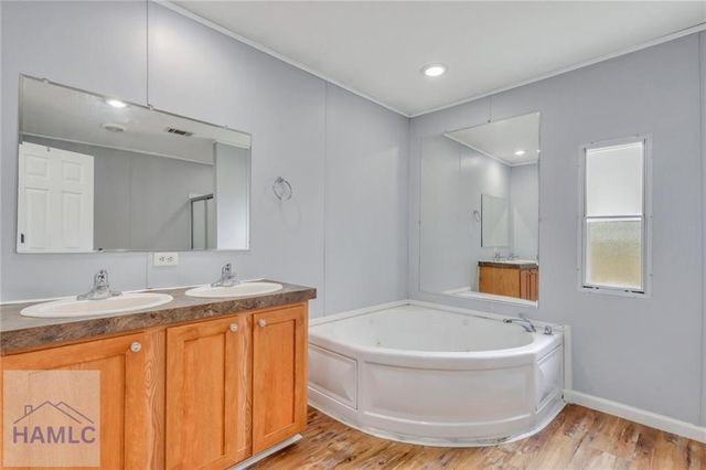 293 Cutters Gap SE, Ludowici, GA 31316