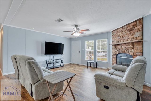 293 Cutters Gap SE, Ludowici, GA 31316