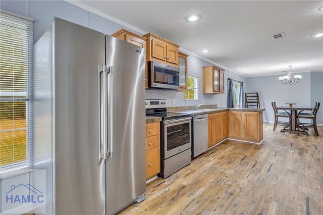 293 Cutters Gap SE, Ludowici, GA 31316