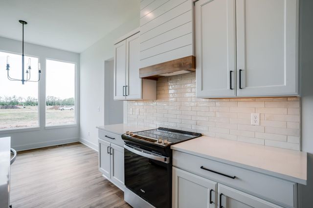 3437 S Linden, Wichita, KS 67210