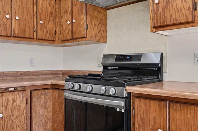 3008 Westdale Place, Lawrence, KS 66049