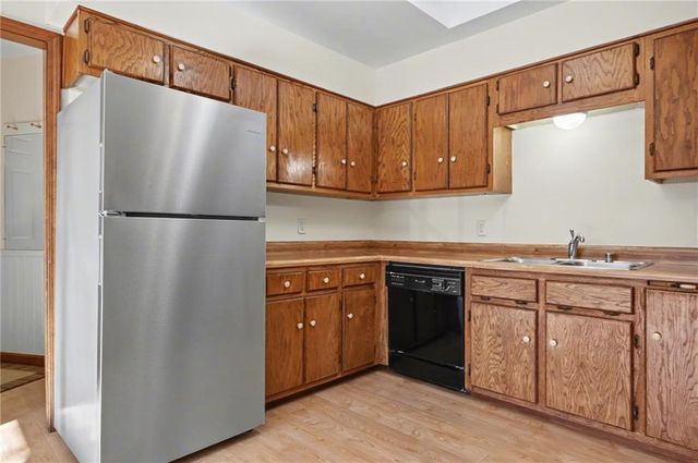 3008 Westdale Place, Lawrence, KS 66049