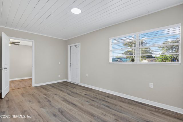 5437 ATTLEBORO Street, Jacksonville, FL 32205