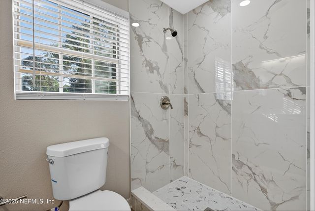 5437 ATTLEBORO Street, Jacksonville, FL 32205
