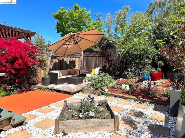 4324 Pampas AVE, Oakland, CA 94619