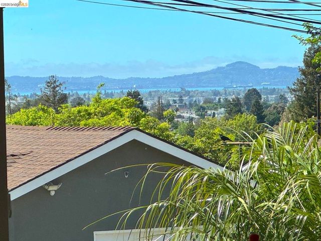 4324 Pampas AVE, Oakland, CA 94619