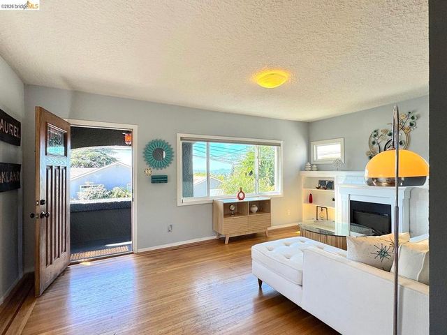 4324 Pampas AVE, Oakland, CA 94619