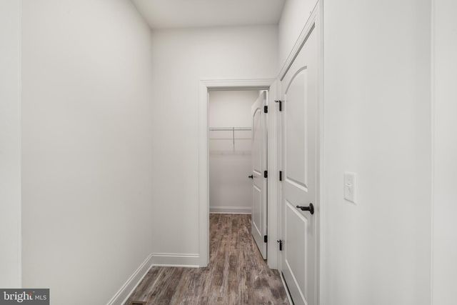 27 LAUSCH RD, Denver, PA 17517