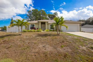 587 Plumbago Road NW, Palm Bay, FL 32907