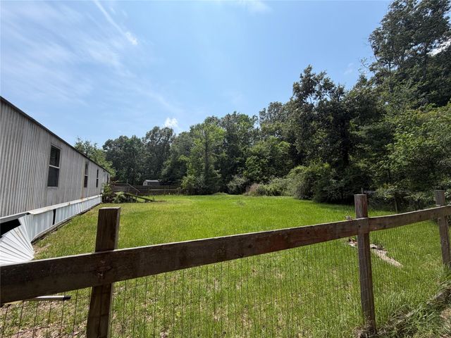 133 County Road 3310a, Cleveland, TX 77327