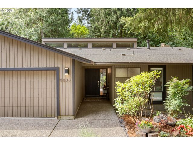 5833 Sw LANE Ct, Portland, OR 97221