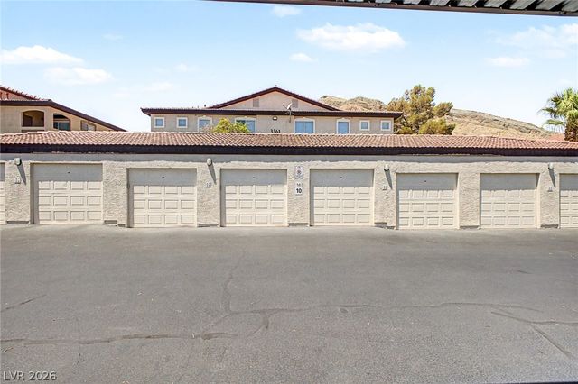 3364 Indian Shadow Street 203, Las Vegas, NV 89129