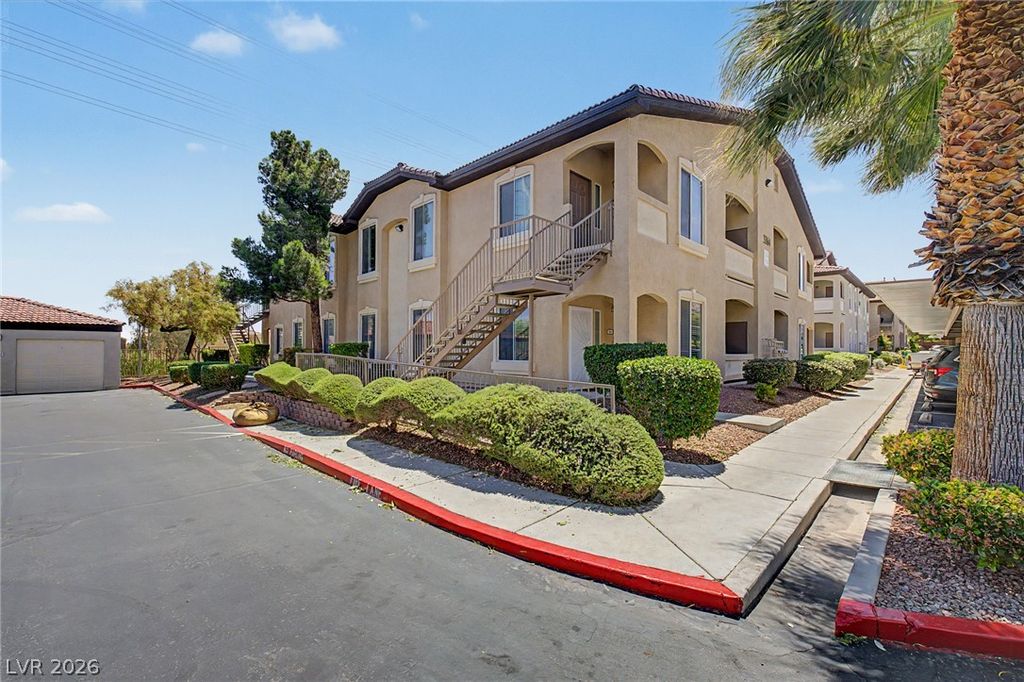 3364 Indian Shadow Street 203, Las Vegas, NV 89129