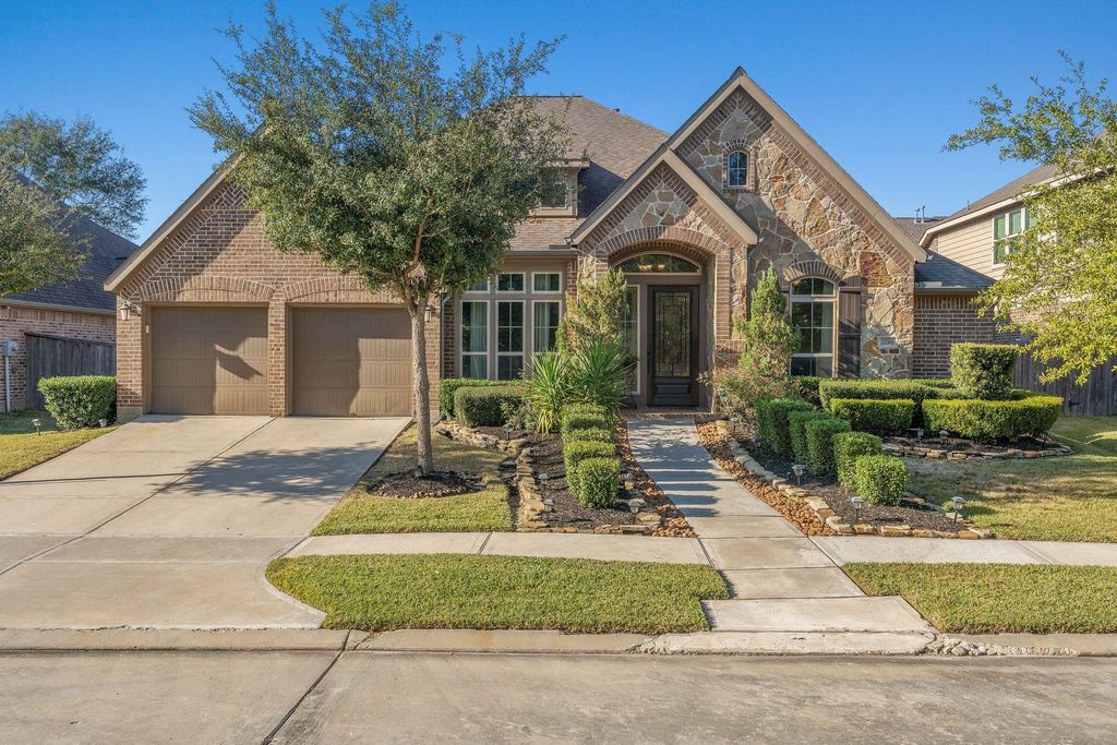 23306 Ridge Spring Drive, New Caney, TX 77357