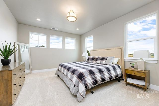 5829 S Gustav Ave, Meridian, ID 83642