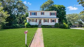 2 Custom Lane, Port Jefferson Station, NY 11776