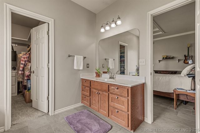 12304 N Sheridan Road, Collinsville, OK 74021
